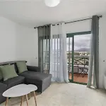 Апартаменты Costa Serena Арона