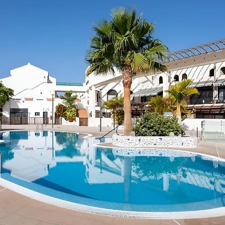 Costa Serena Апартаменты *