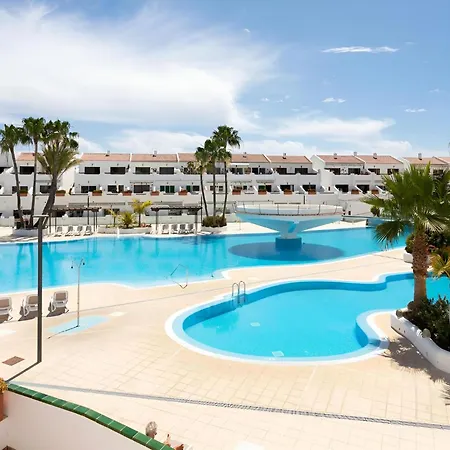 Costa Serena * Арона