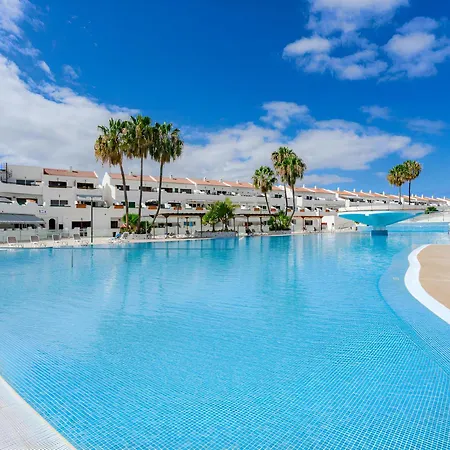 Апартаменты Costa Serena